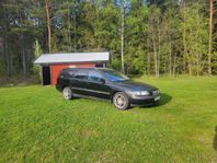 Svart Volvo V70N Epatraktor
