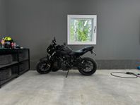 Yamaha mt-07 pure uttagen -24 mivv gp pro helsystem