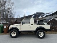 Suzuki Samurai LWB 4WD 1986