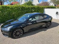 Tesla Model 3 Performance / 513 HK / AWD / Tonade rutor