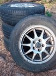Volvo. Sommardäck. Orginalfälgar. 