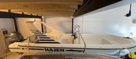 Hajen med motor Yamaha 130hk samt TK-trailer