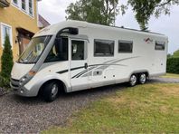 Uthyres Husbil 4+1 bäddar Ledig v31,32