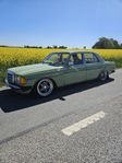 Mercedes-Benz W123 med luftfjädring. bytes