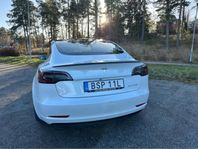 Tesla Model 3 Performance