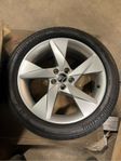 Original 17” Skoda fälgar med sommardäck