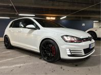 Volkswagen Golf 5-door GTI Performance 2.0 TSI BMT DSG Sekve