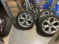 235/45 R 18 sommar däck och fälgar för fordsmax