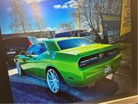 Dodge Challenger 5.7 V8 HEMI