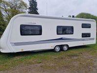 Hobby KmFe  DE Luxe 650 med barnkammare.