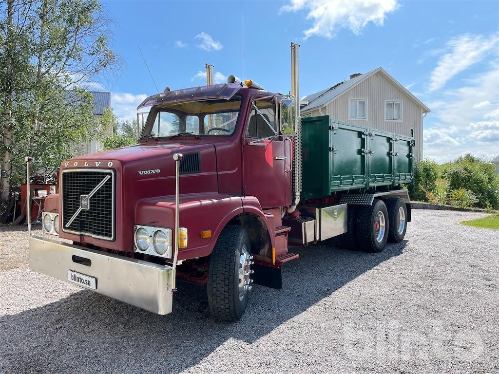 volvo N10-76