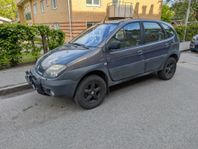 Renault Scénic RX4