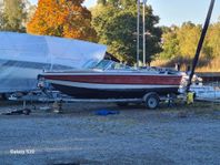 Chris Craft cavalier 17
