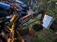 Traktorgrävaggregat med 2 st grävskoppor 