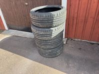 4st sommardäck "Pirelli 245/40-19, 275/35-19". NYA!