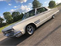 Chrysler 300 4-dr Hardtop 6.3 V8