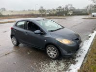 Mazda 2 manuell 1.3 BESIKTAD, SERVAD