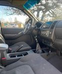 Nissan Navara D40 A traktor