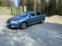 Skoda Octavia Kombi 1.6 FSI