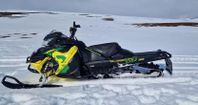 Lynx Bondocker 800, 3900 årsmodell 2016