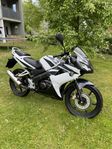 Honda cbr 125cc i super skick. (Lågmilare och nybesiktigad)