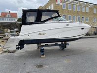 Rinker Fiesta Vee 250 Årsmodell 2004