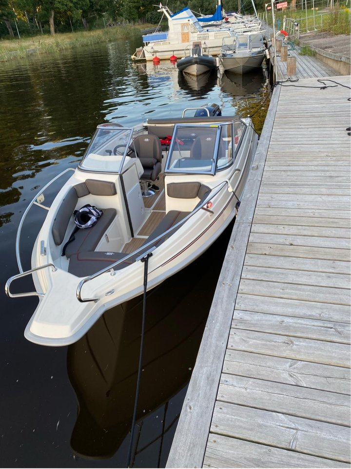 HR 602BR, Evinrude 150hk