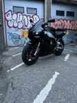 Yamaha R1