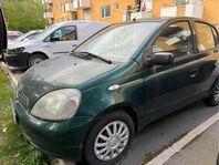 Toyota Yaris 5-dörrar 1.0 VVT-i Lågmilare