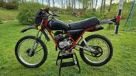 Yamaha DT -83