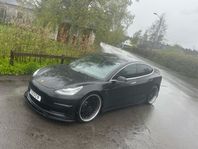 Tesla Model 3 Styling