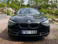 BMW 118 d Sport line Steptronic - UTMÄRKT SKICK