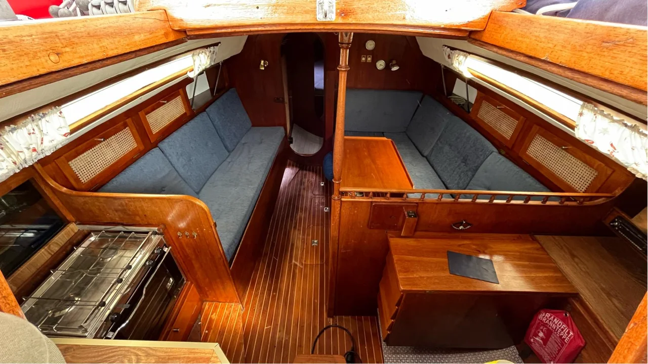 Fin Beason 31 1980 image