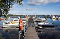 Båtplats uthyres Bergnäsets Båthamn sommaren 2025