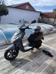 Peugeot Kisbee klass 1 moped 4-takt årsmodell 2023