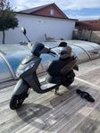 Peugeot Kisbee klass 1 moped 4-takt årsmodell 2023