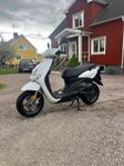 Yamaha Neos 4 2018/2019