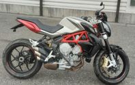 MV Agusta Brutale 800