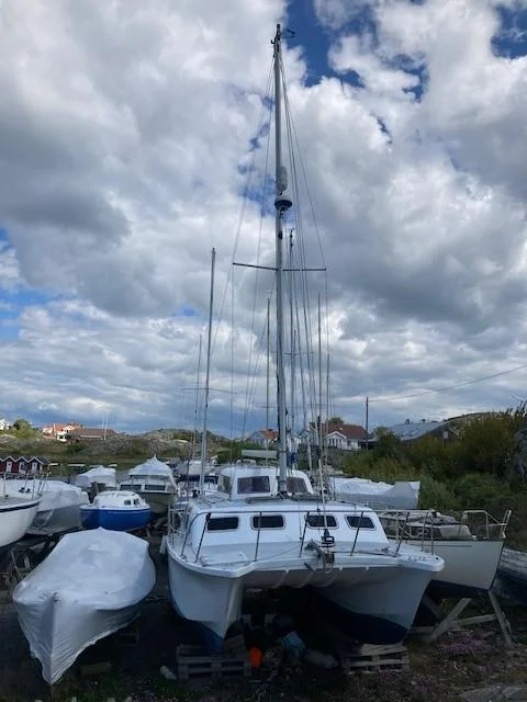 9 m Katamaran ’77 – Projektbåt – 45K Fast Pris (Skrotas v26) image