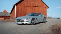 Mercedes-Benz SLS AMG Coupé / Carbon Package