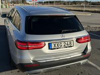 Mercedes-Benz E 220 d 4MATIC All-Terrai9G-Tronic Välutrustad