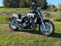 Yamaha V-Max 1200