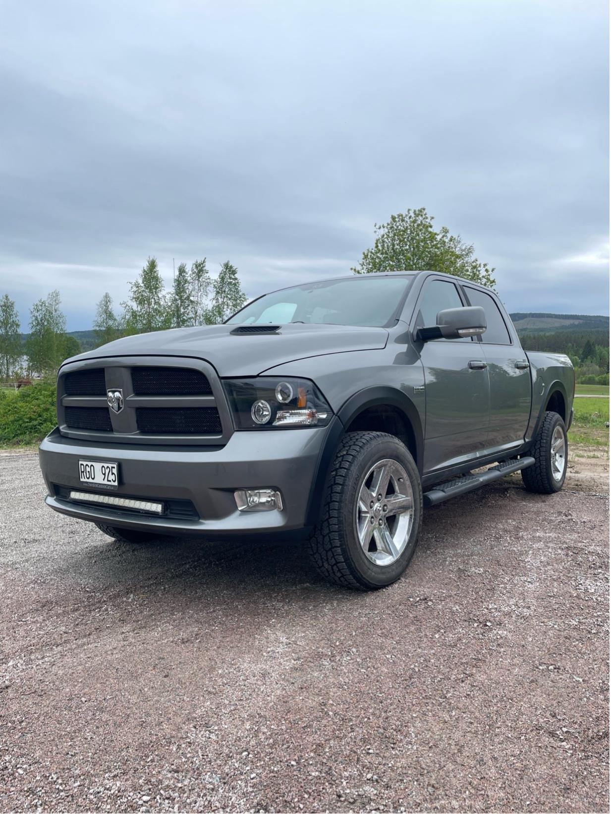 RAM 1500 Crew Cab 5.7 V8 HEMI 4x4 Automatisk, 395hk, 2012