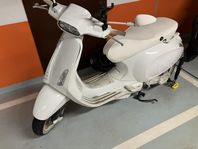 Piaggio Vespa Sprint 50 (2022)
