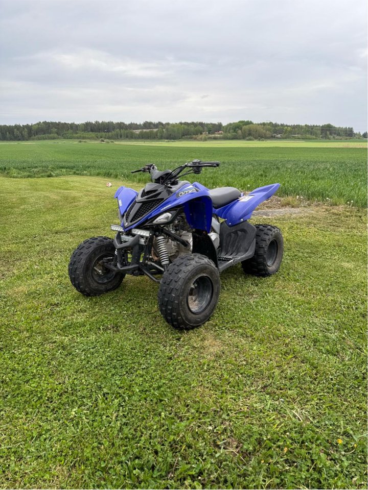 Yamaha YFM90R 2022