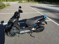 Peugeot Speedfight 4