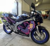 Suzuki RG-F Gamma 125 i samlarskick 