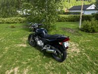 Yamaha XJ600N | A2 | 1.993 MIL | Nyservad | Nyligen besiktad