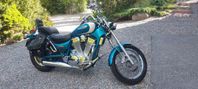 Suzuki Intruder