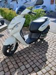 Jättefin Peugeot Kisbee 2023